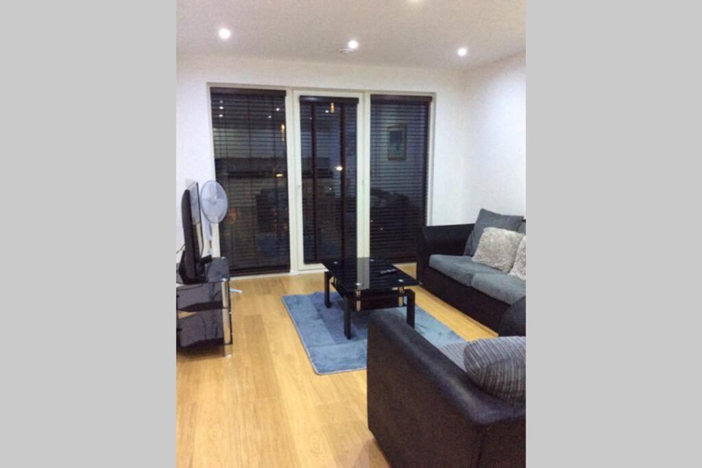 Max'Em Lexington Luxury Apartment Slough Luaran gambar