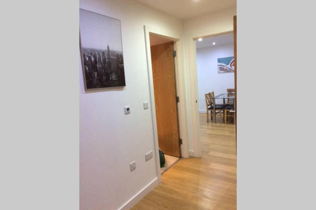Max'Em Lexington Luxury Apartment Slough Luaran gambar