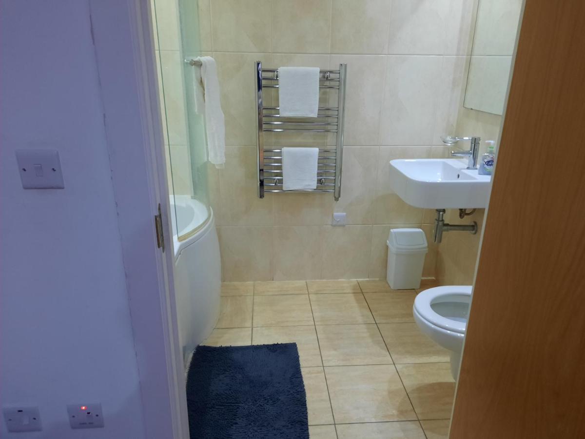 Max'Em Lexington Luxury Apartment Slough Luaran gambar